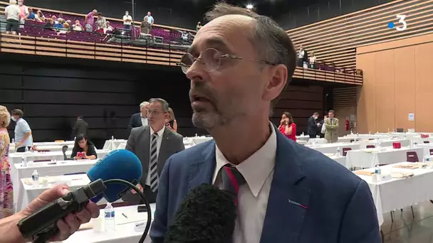 Béziers : Robert Ménard, RN, élu président de l'agglomération Béziers Méditerranée avec 35 voix