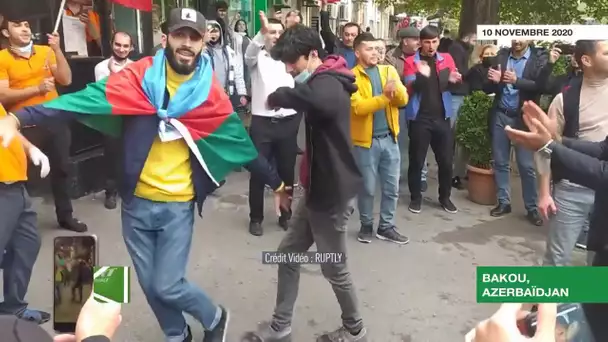 Azerbaïdjan : scène de liesse dans les rues de Bakou après l'accord sur le Haut-Karabagh