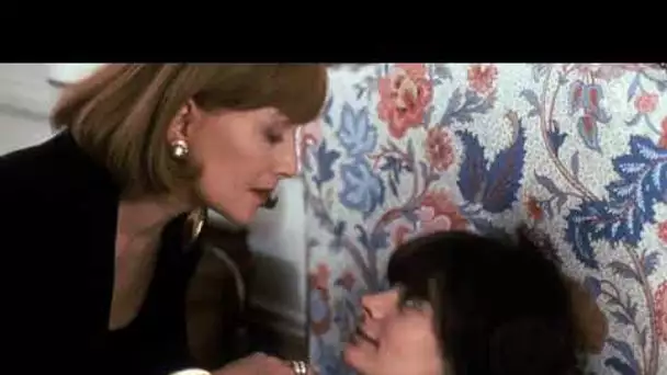 Documentaire "Marie Trintignant, le choix du jeu". Extrait du film Betty de Claude Chabrol.