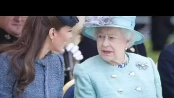 Kate Middleton « a joué un rôle déterminant » pour aider la reine à travailler à domicile pendant la