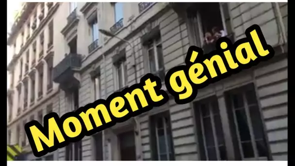 Tout le monde danse dans la rue pendant de longues minutes . Moment génial ! Voilà la France .....