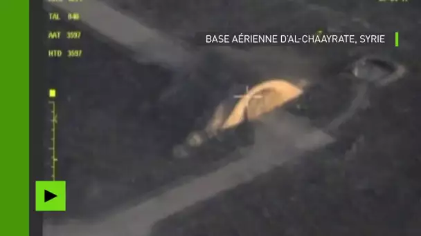 Images de drone de la base aérienne en Syrie frappée par les Etats-Unis