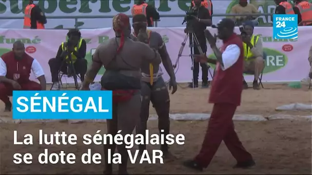 La lutte sénégalaise se dote de la VAR • FRANCE 24