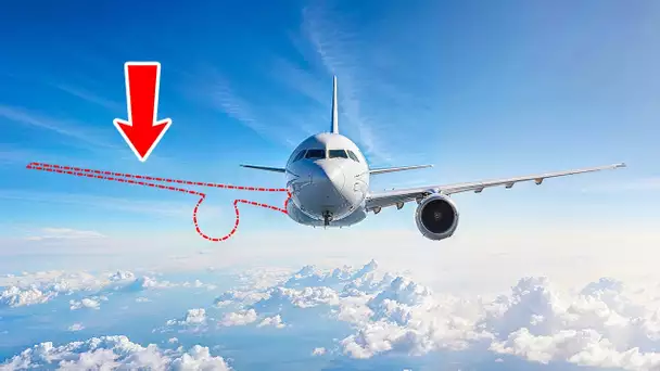 Ce planeur perd une aile en plein vol - mais le pilote réussit quand même à le poser