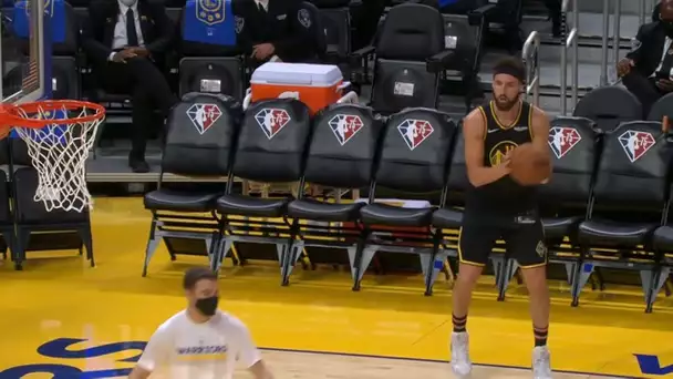 Klay Thompson On The Court With Game Jersey Back On 👀