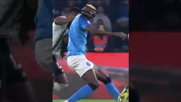 🤯 Osimhen torpille Locatelli dans une séquence WTF ! #shorts