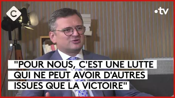 Quelle stratégie pour la diplomatie ukrainienne ? - La story Mohamed Bouhafsi - C à Vous -04/09/2023