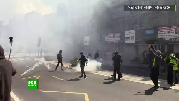 Saint-Denis : la police tente de disperser les Gilets jaunes avec des gaz lacrymogènes