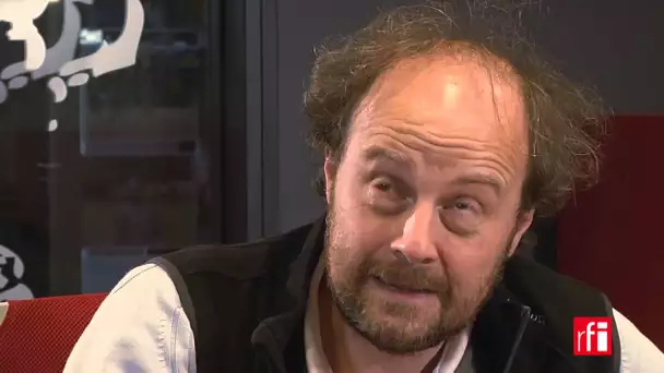 Où en est l’humain face au numérique ? François Taddéi répond dans Autour de la question