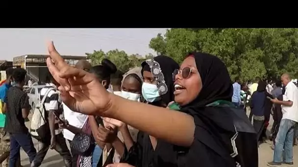 Les Soudanais de retour dans la rue contre le coup d'État militaire