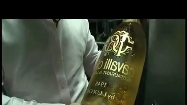 Dubaï  : soirées de folie, concours de bouteilles de champagne à 24 000 €