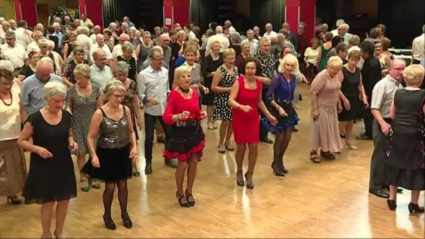 Le bal musette, un rendez-vous à ne pas manquer pour les seniors de Mayenne