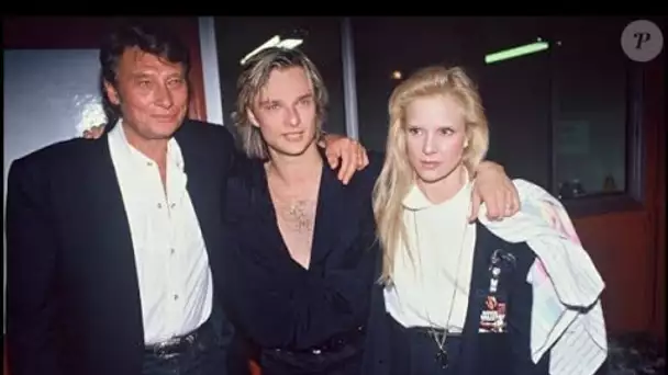 David Hallyday enfant de deux idoles, Johnny Hallyday et Sylvie Vartan : "C'est très difficile à v