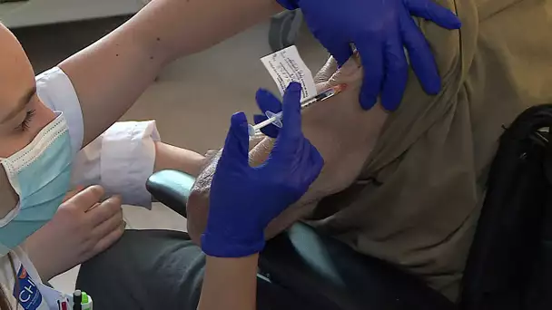 Montpellier : premières vaccinations au service gérontologie