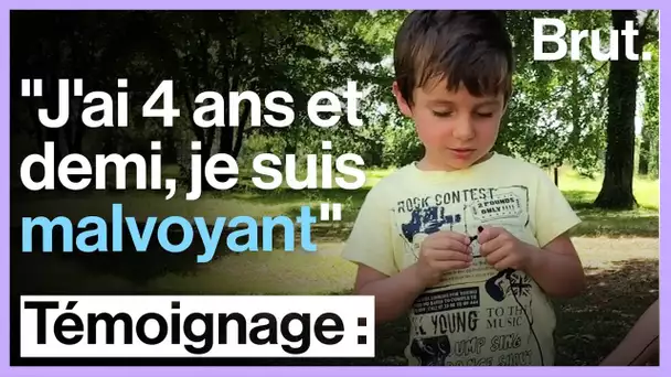 Malvoyant et âgé de 4 ans, Joachim apprend à vivre avec son handicap