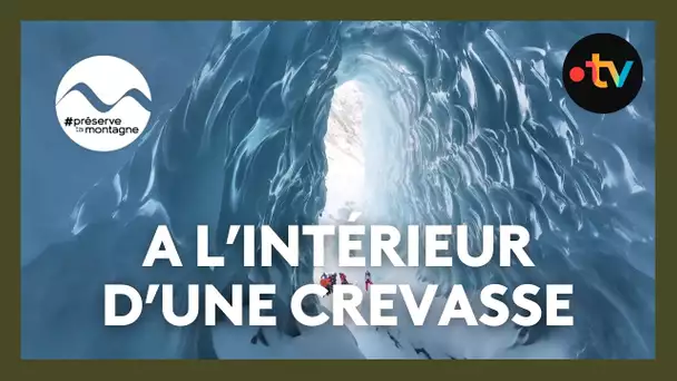 Dans les entrailles de la Mer de Glace