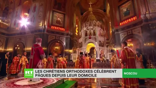 Les chrétiens orthodoxes célèbrent Pâques confinés chez eux