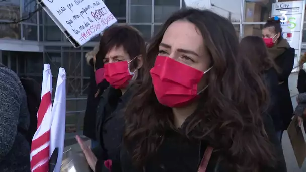 Les sages-femmes dans la rue à Besançon