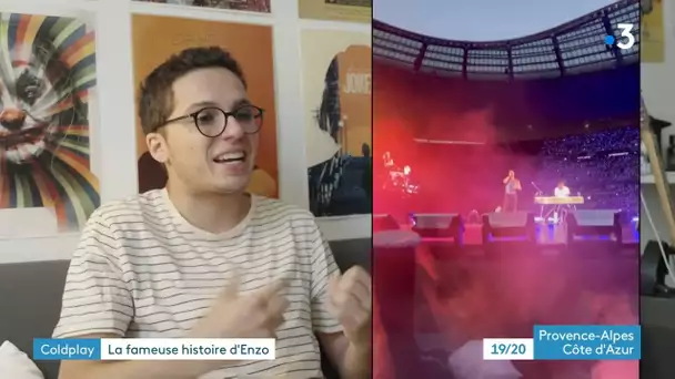 Ce fan de Coldplay, monte sur scène au Stade de France pour jouer du piano avec le groupe