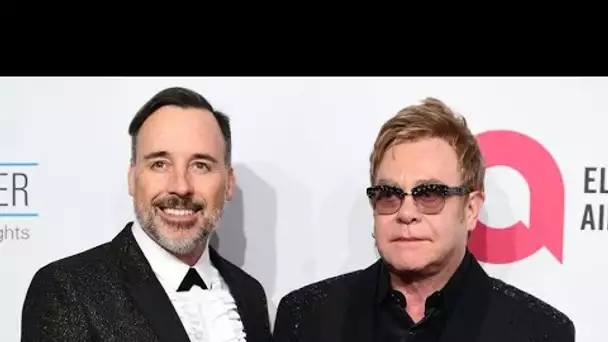 Elton John va épouser son compagnon de longue date en Angleterre