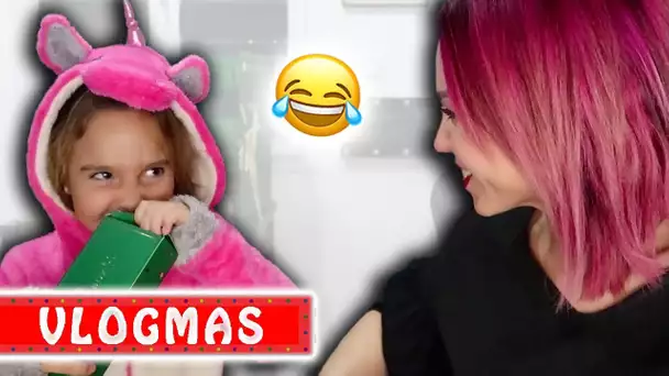 VLOGMAS 4 : La Licorne vole mon calendrier de l&#039;Avent 😂