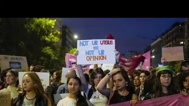 Journée mondiale du droit à l’avortement : des femmes manifestent partout dans le monde