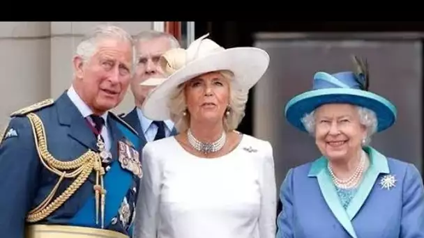 La reine a offert à Camilla un "merveilleux" cadeau de mariage qui a finalement été rendu à Windsor
