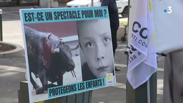 Béziers : des militants haussent le ton contre l’initiation à la tauromachie dans les centres aérés