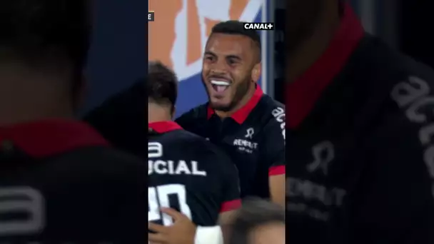 Le bijou de passe de Romain Ntamack et l'essai de Matthis Lebel 🔥  #rugby #top14 #shorts