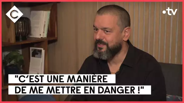 Joann Sfar : le poids des mots, le choc des cartoons - L’Oeil de Pierre Lescure -C à Vous-21/11/2022