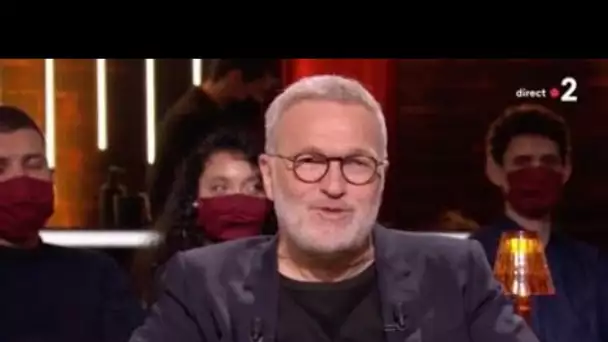 Laurent Ruquier en couple avec une ex-star des Anges ? Les internautes en sont...