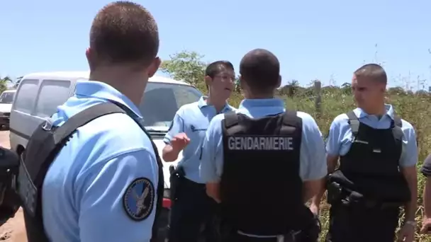 Expulsés par les gendarmes, ça tourne mal