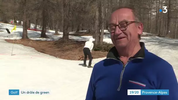 Val d'Allos (04) : le golf fait son apparition sur la neige