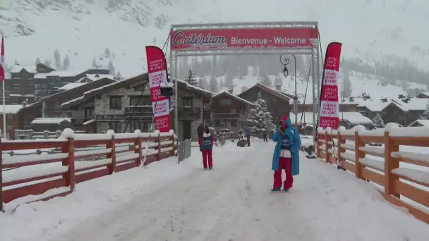 Super-G à Val d'Isère : une étrange atmosphère, "plombée" par le Covid