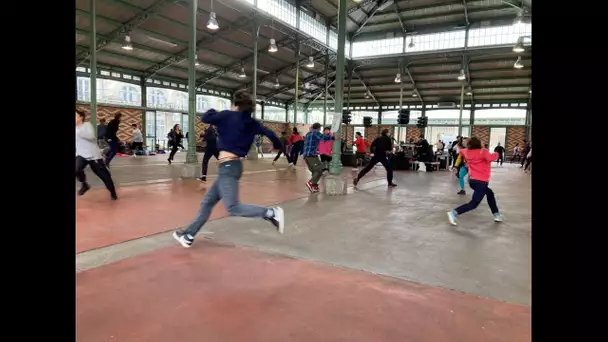 Festival de danse Waterproof à Rennes : une centaine d'Apaches place des Lices pour la clôture