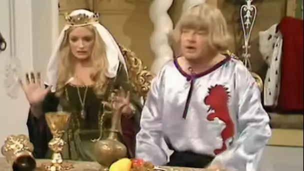 Benny Hill - Le mariage du roi Benny