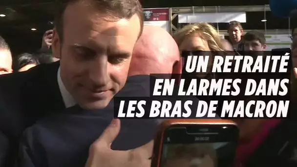 Un retraité en larmes dans les bras de Macron au Salon de l&#039;Agriculture
