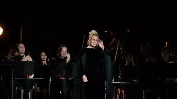 Adele appelle personnellement ses fans pour s'excuser d'avoir dû annuler ses concerts à Las Vegas