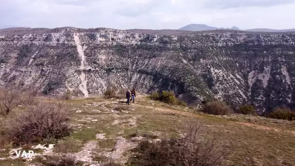 Viure al País littérature oc : extrait 2  (tourné au Cirque de Navacelles)