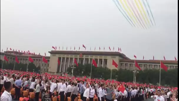 100 ans du PCC : la patrouille traverse le ciel lors des célébrations place Tiananmen