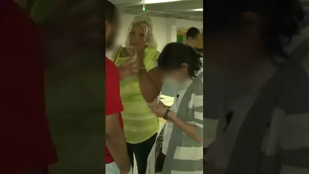 Témoignage à tout prix... elle emploie la manière forte ! #shorts #escrocs #enquête