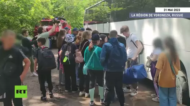 🇷🇺 Russie : un bus transportant des enfants évacués est arrivé dans un camp de vacances à Voronezh