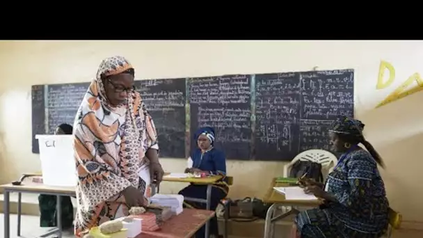 Les Sénégalais aux urnes pour le premier tour de la présidentielle