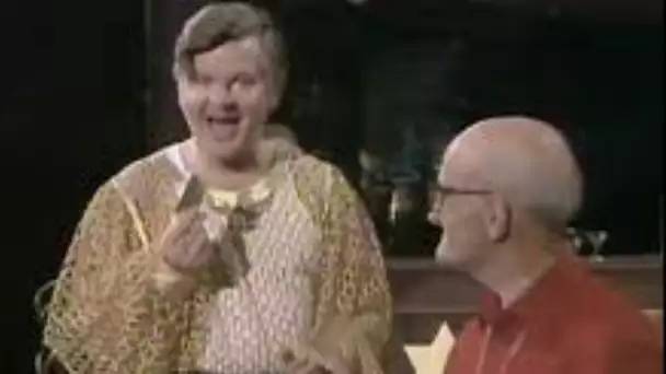 Benny Hill - Elsie la reine du sex-appeal