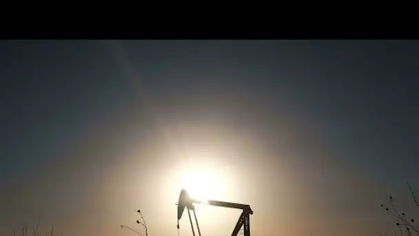 Le prix du baril de pétrole flambe sur fond de vives tensions géopolitiques • FRANCE 24
