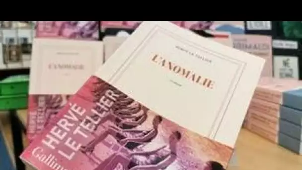 L’Anomalie  : Le roman d’Hervé Le Tellier est le deuxième Goncourt le plus vendu après  L’Amant