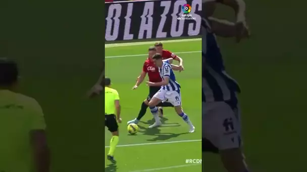 What a long awaited gol for Carlos Fernández! ⏳😀 #shorts #laligasantander #realsociedad