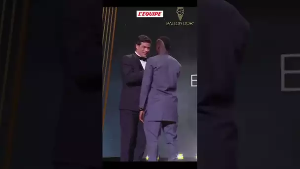 Sadio Mané remporte le premier Prix Socrates #shorts #sadiomane#lequipe#ballondor#football