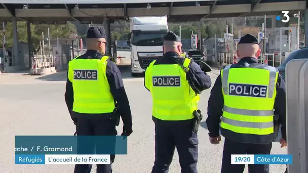 "Plusieurs centaines de personnes arrivent chaque jour à la frontière" franco-italienne