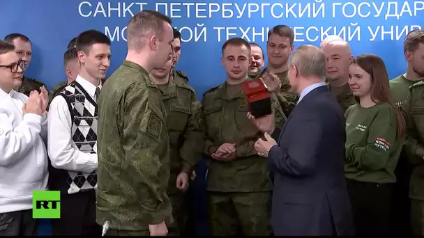 EN DIRECT : Poutine visite l'université technique maritime de Saint-Pétersbourg